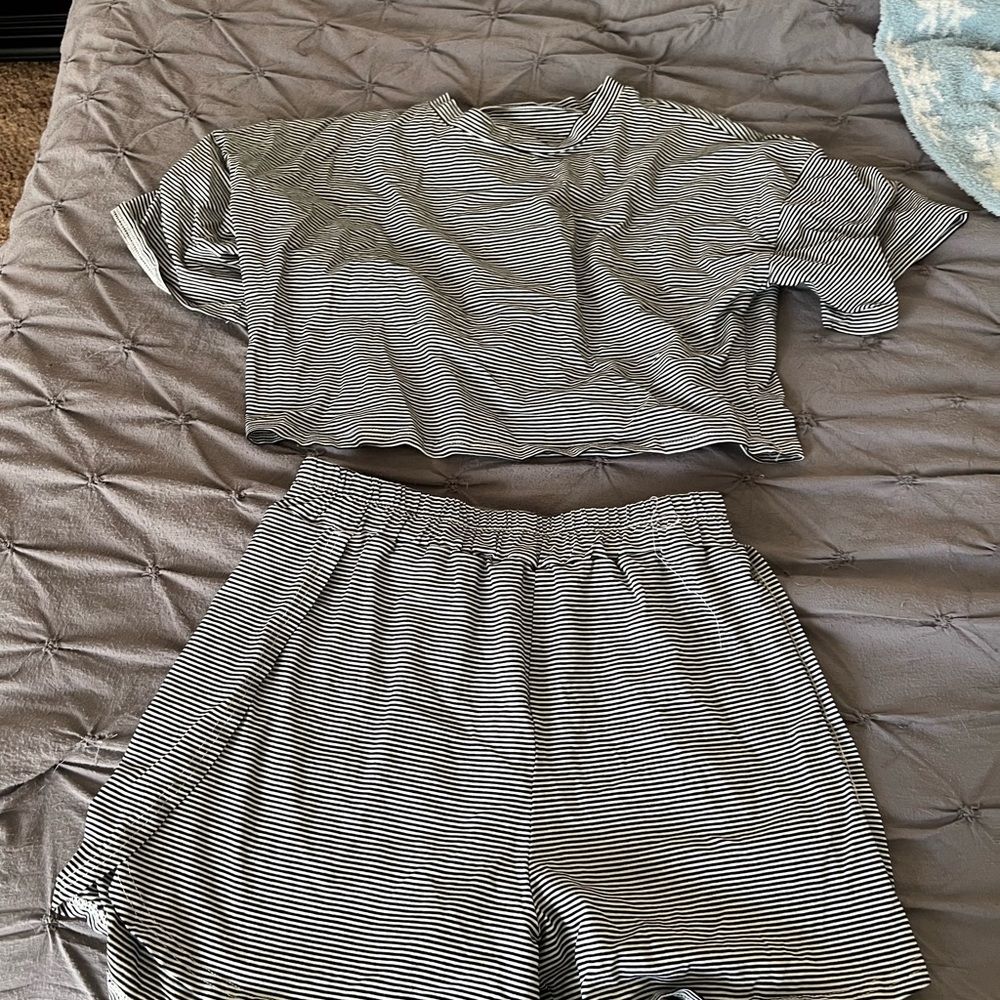 Monochrome Striped Women's Pajama Set